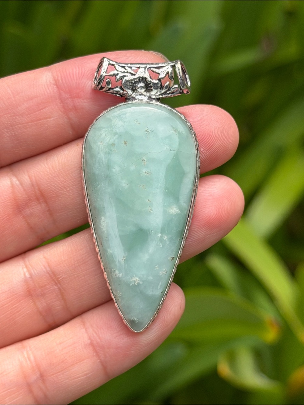 Handcrafted Light Green Teardrop Gemstone Pendant Palo